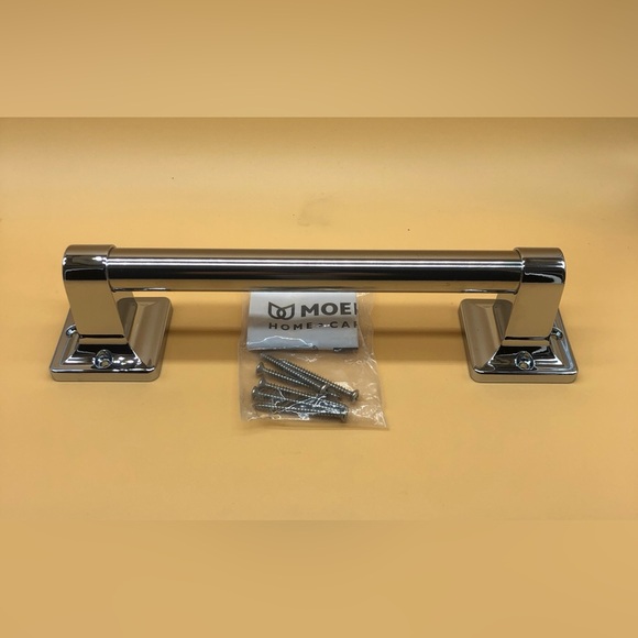 Moen R2250 Grab Bar Bath Grips (Chrome) - Picture 2 of 3